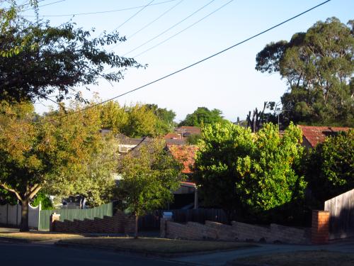Glimpse of Brisbane Ranges from top of Pollina Street
